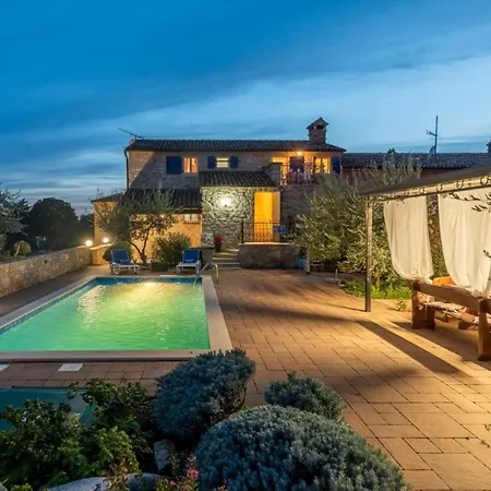 Meri Villa