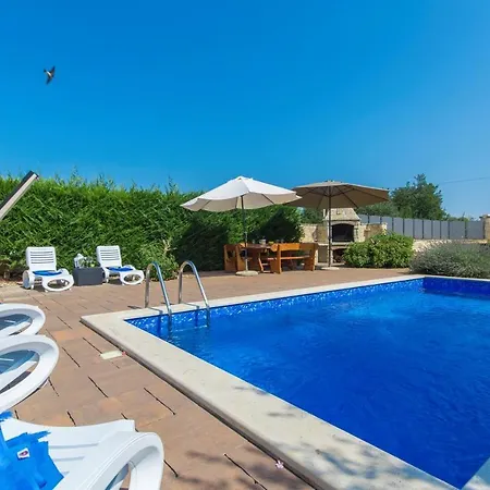 Meri Villa *