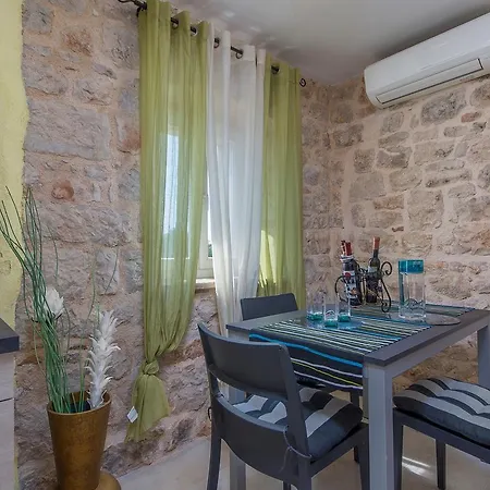 Meri Villa *