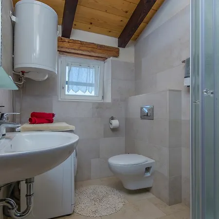 Meri Вилла Kadumi